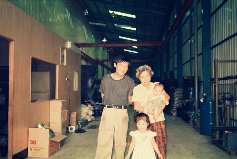 Lien Ya founder Shih-Tung Shen at the first plant in 1990